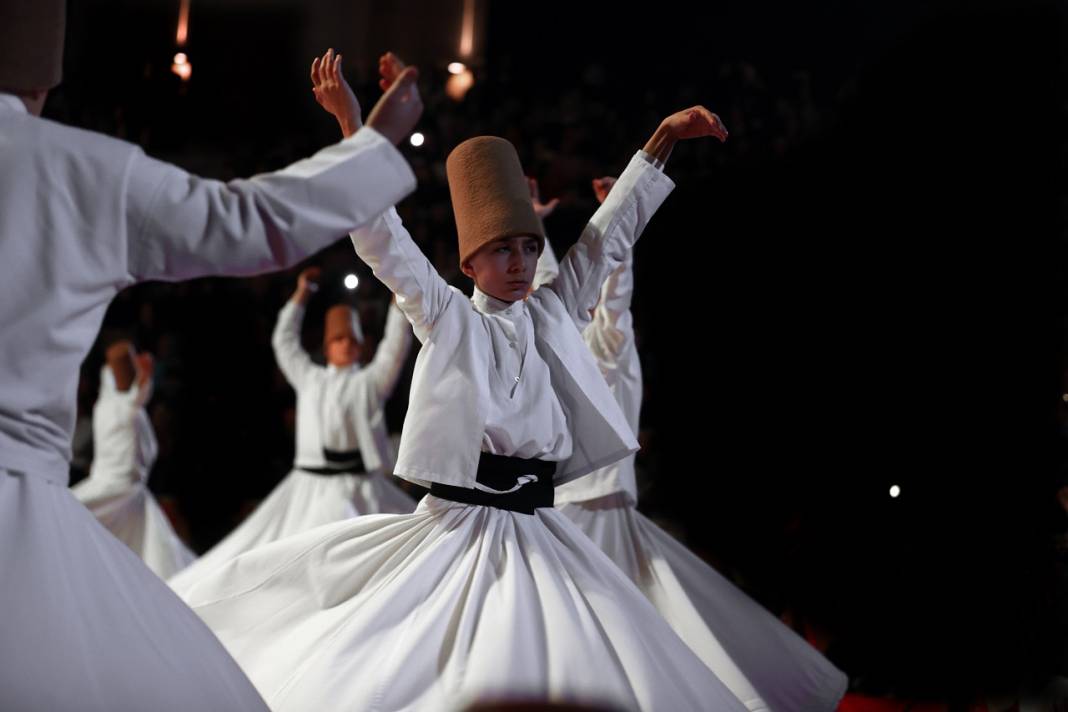 Konya'da sema gösterisinden sonraki gün hayatını kaybetmişti! Küçük semazenin hatırasını kardeşi yaşatıyor 10